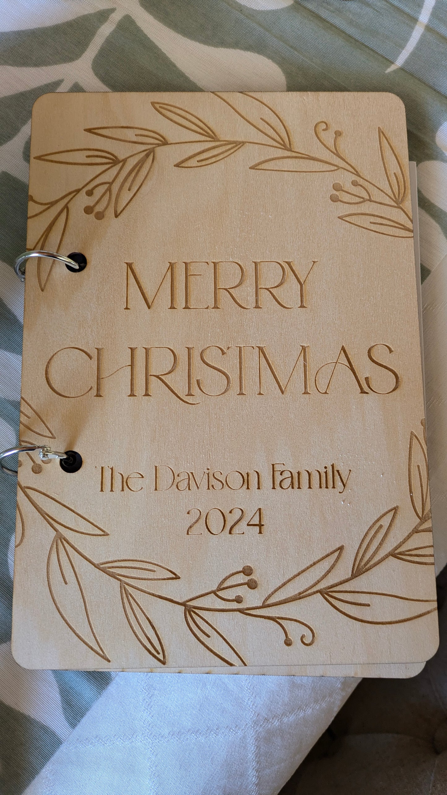 Christmas card keeper